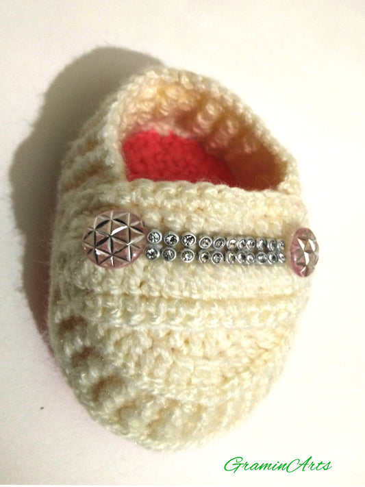 Beautiful knitted woolen baby booties for baby girls 0-1Y