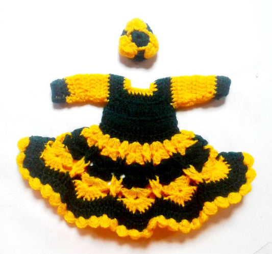 टोपी आकार संख्या 4 - 5 के साथ वास्तव में सुंदर पूर्ण आस्तीन हस्तनिर्मित कान्हा जी पोशाक