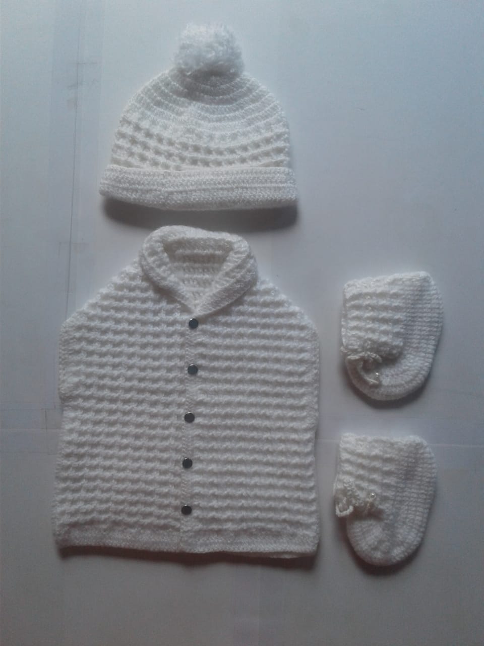 Graminarts Handmade Woolen Crochet For New Born Baby Boys White Color