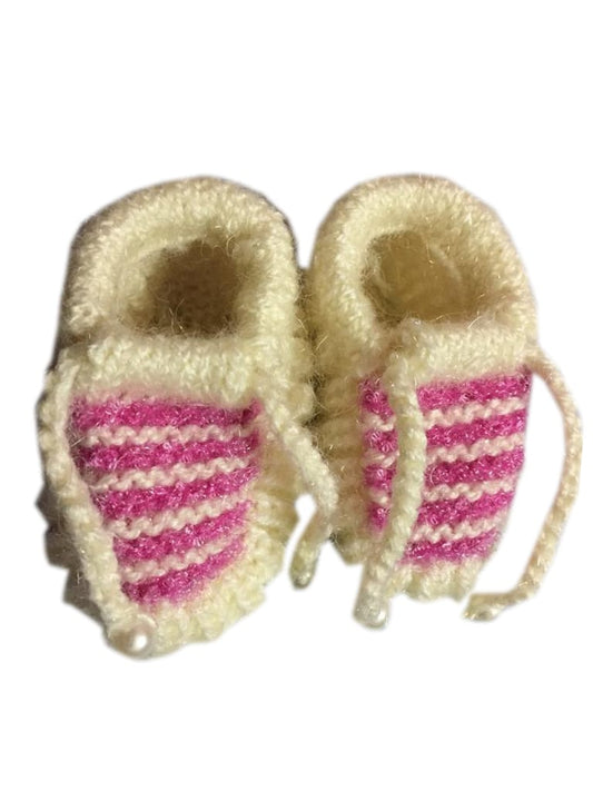 Handmade vardhman woolen baby booties  for 0-1y